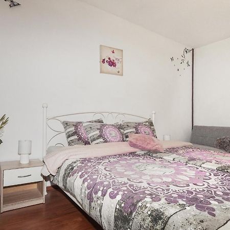 Awesome Apartment In Lovran With House Sea View 外观 照片